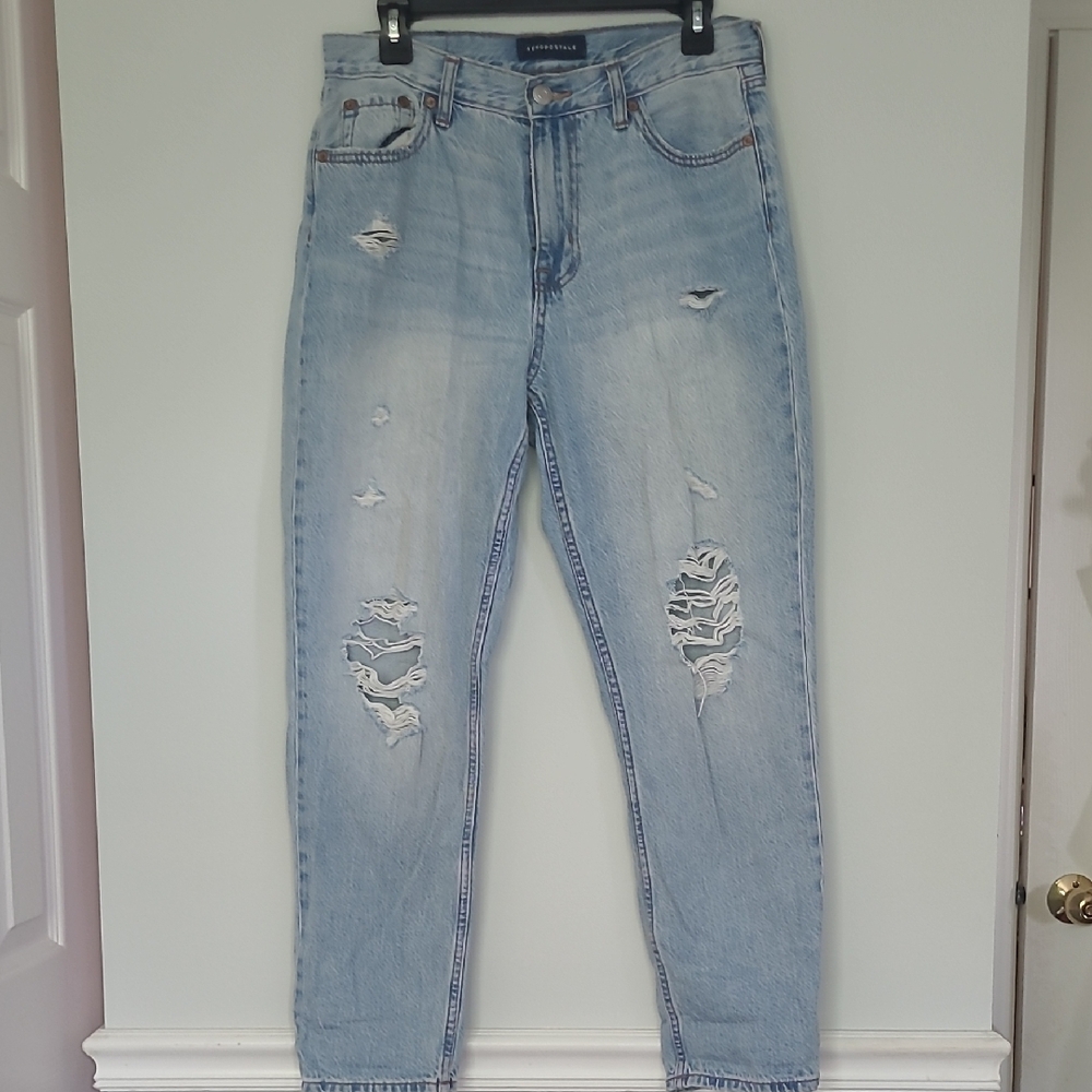 Aeropostle Distressed Light Blue Wash Mom Jeans